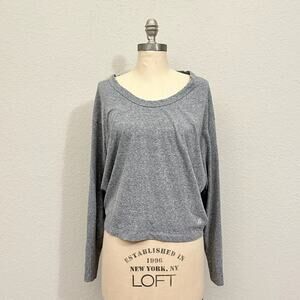 FREE PEOPLE MOVEMENT Melrose Tee Gray Star Graphic LS Activewear